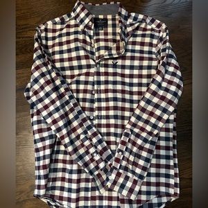 American Eagle Men’s Medium Button Down